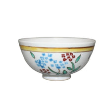 Load image into Gallery viewer, Kutani ware, 3-piece set for children with hydrangea design by Sanae