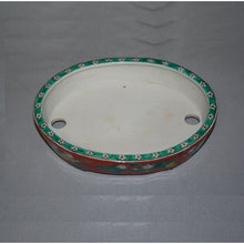 Load image into Gallery viewer, Kutani Yaki Hand-painted Kutani ware, Oval Bowl with Karako Design