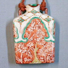 Load image into Gallery viewer, Kutani Yaki Hand-Drawn Kaleidoscope Yoraku Pattern Kaleidoscope Pendant (Curried Shape)