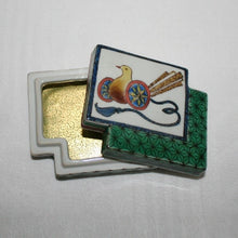 Load image into Gallery viewer, Kutani Yaki Ware Incense burner with pigeon wheel design, hand-painted