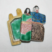 Load image into Gallery viewer, Kutani Yaki Hand-painted Kutani ware Incense burner in the shape of a hina