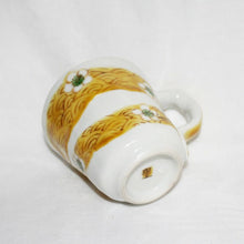 Load image into Gallery viewer, Kutani Yaki Ware Hand-Drawn Japanese & Western Tableware Mug with White Flower Design