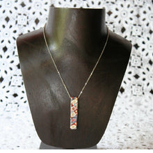 Load image into Gallery viewer, Kutani Yaki porcelain accessories - Hand-painted pendant with woven brocade design