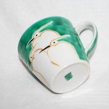 Load image into Gallery viewer, Kutani Yaki Hand-painted Japanese and Western Tableware Yoshidaya Tezagi Pattern Mug