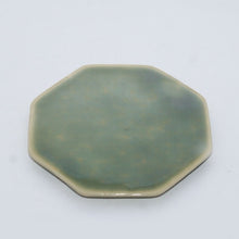 Load image into Gallery viewer, Octagonal incense burner (Oribe)