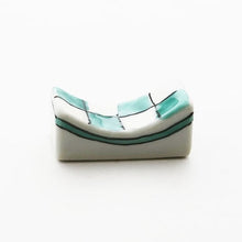 Load image into Gallery viewer, Checkered pattern chopstick rest (green)