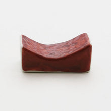 Load image into Gallery viewer, Chopstick rest with design of five colors (red)