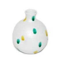 Load image into Gallery viewer, Kutani Yaki Hand-painted Kutani ware of Rosanjin with polka dots in silver.