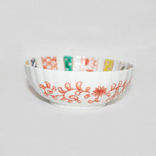 Load image into Gallery viewer, Kutani Yaki Hand-painted Kutani Ware, Western-style Tableware, Small Bowl with Design of Small Crescent-shaped Dots