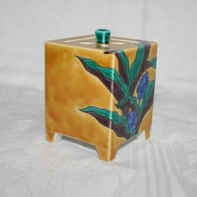 Load image into Gallery viewer, Hand-painted Square Incense Burner with Omoto Design