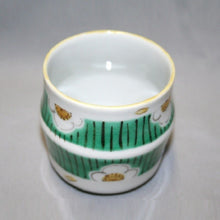 Load image into Gallery viewer, Kutani Yaki Ware Hand-Drawn Japanese and Western Tableware Teacup with White Plum Design
