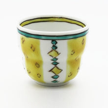 Load image into Gallery viewer, Kutani Yaki Ware of Western Tableware, Water Chestnut Pattern Cup