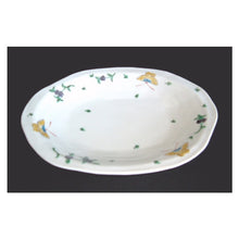 Load image into Gallery viewer, Kutani Yaki Hand-painted Kutani Ware 24cm Oval Dish with Butterfly Design