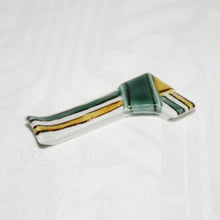 Load image into Gallery viewer, Kutani Yaki Ware Hand-Drawn Japanese and Western Tableware Green and Yellow Tokusa Chopstick Rests