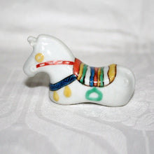 Load image into Gallery viewer, Kutani Yaki Ware Hand-Drawn Japanese and Western Tableware Komagata Chopstick Stand