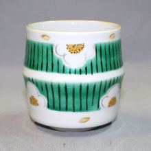 Load image into Gallery viewer, Kutani Yaki Ware Hand-Drawn Japanese and Western Tableware Teacup with White Plum Design