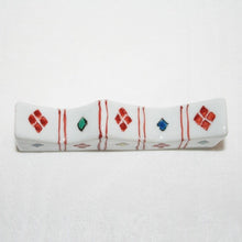 Load image into Gallery viewer, Kutani Yaki Hand-painted Kutani ware, calligraphy supplies, brush rest, brush rest with diamond design (chopstick rest)