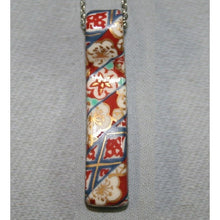 Load image into Gallery viewer, Kutani Yaki porcelain accessories - Hand-painted pendant with woven brocade design