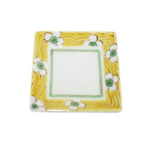 Load image into Gallery viewer, Kutani Yaki Hand-painted Kutani Ware 9cm Square Dish with White Flower Design