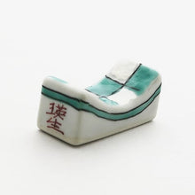Load image into Gallery viewer, Checkered pattern chopstick rest (green)