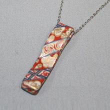 Load image into Gallery viewer, Kutani Yaki porcelain accessories - Hand-painted pendant with woven brocade design