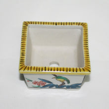 Load image into Gallery viewer, Kutani Yaki Hand-painted Kutani ware of a flowerpot with a design of a bird on bambo