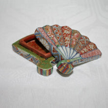 Load image into Gallery viewer, Kutani Yaki Hand-painted Kutani ware fan incense burner