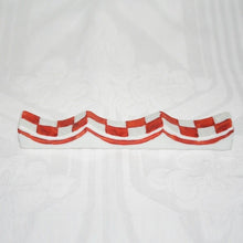 Load image into Gallery viewer, Kutani Yaki Hand Painted Japanese & Western Tableware, Checkered Design (Red) Fork & Knife Rest