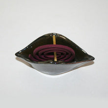Load image into Gallery viewer, Incense burner for spiral incense sticks (oil drop tenmoku)