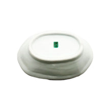 Load image into Gallery viewer, Kutani Ware Hand-painted Japanese and Western Tableware 18cm Oval Dish with White Flower Design