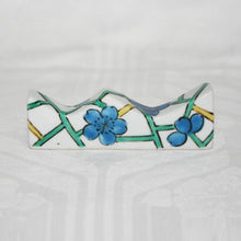 Load image into Gallery viewer, Kutani Yaki Hand-painted Kutani ware, brush holder, brush rack with Hyosetsu design