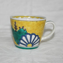Load image into Gallery viewer, Kutani Yaki Ware Hand-Drawn Japanese & Western Tableware Mug with Chrysanthemum and Paulownia Design