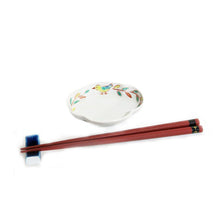 Load image into Gallery viewer, Kutani Yaki Ware of Japan and Western Tableware 9cm Spit-Shaped Dish with Three-Color Bird Design