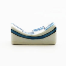 Load image into Gallery viewer, Checkered pattern chopstick rest (blue)
