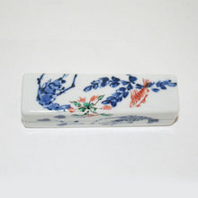 Load image into Gallery viewer, Fish and seaweed design on paperweight (small)