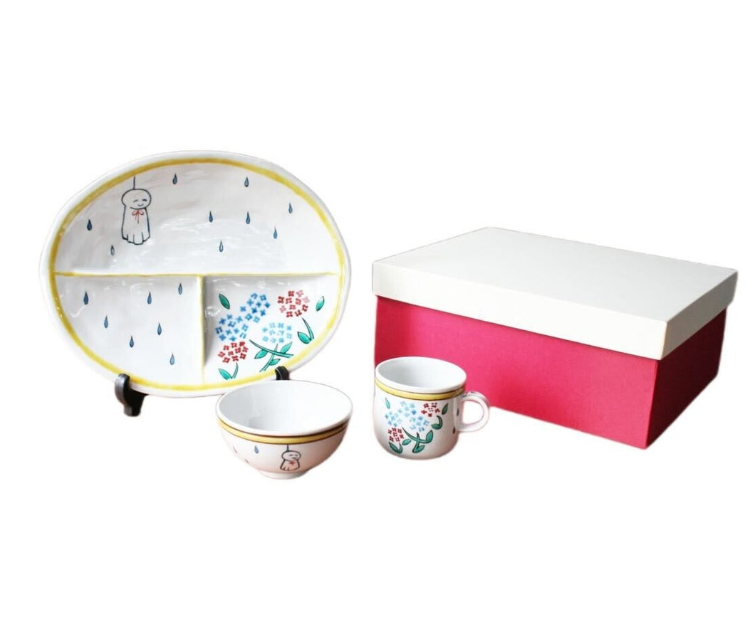 Kutani ware, 3-piece set for children with hydrangea design by Sanae