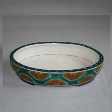 Load image into Gallery viewer, Kutani Yaki Hand-painted Kutani ware of tortoise shell design, No. 6 oval bowl
