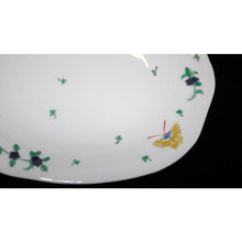 Load image into Gallery viewer, Kutani Yaki Hand-painted Kutani Ware 24cm Oval Dish with Butterfly Design
