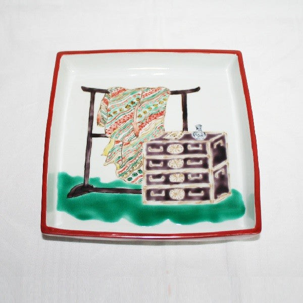 Kutani Yaki Hand-painted Kutani Ware18cm Plate with Design of Tools