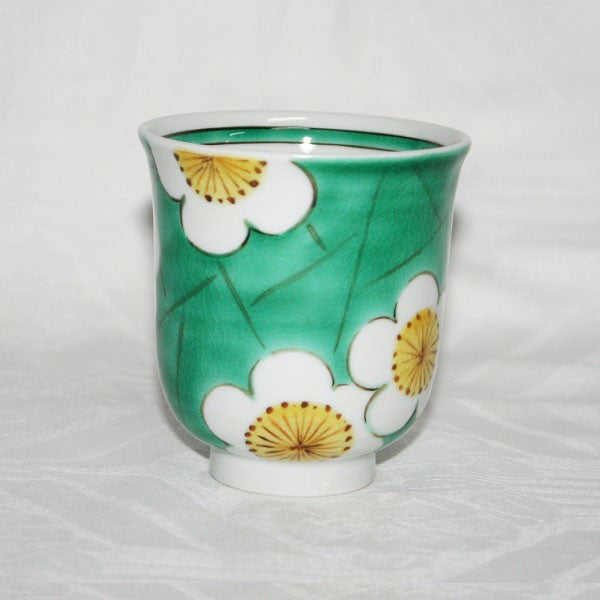 Kutani Yaki Ware Hand-Drawn Japanese & Western Tableware Teacup with Plum Blossom Design