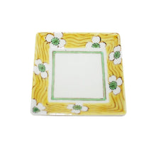 Load image into Gallery viewer, Kutani Yaki Hand-painted Kutani Ware 9cm Square Dish with White Flower Design
