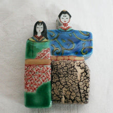 Load image into Gallery viewer, Kutani Yaki Hand-painted Kutani ware Incense burner in the shape of a hina
