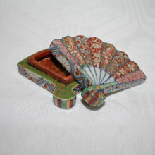 Load image into Gallery viewer, Kutani Yaki Hand-painted Kutani ware fan incense burner
