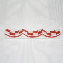 Load image into Gallery viewer, Kutani Yaki Hand Painted Japanese &amp; Western Tableware, Checkered Design (Red) Fork &amp; Knife Rest
