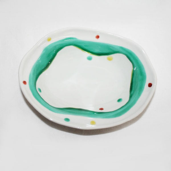 Kutani Yaki Hand-painted Kutani Ware, Japanese and Western Tableware 18cm Oval Bowl with Polka Dot Yoroke Design
