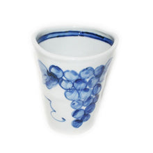 Load image into Gallery viewer, Kutani Yaki ware, Hand-painted Japanese and Western Tableware, Large Soju Cup with Design of Grapes
